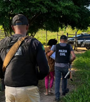 Mulher é resgatada de cárcere privado ao enviar bilhete para professora do filho