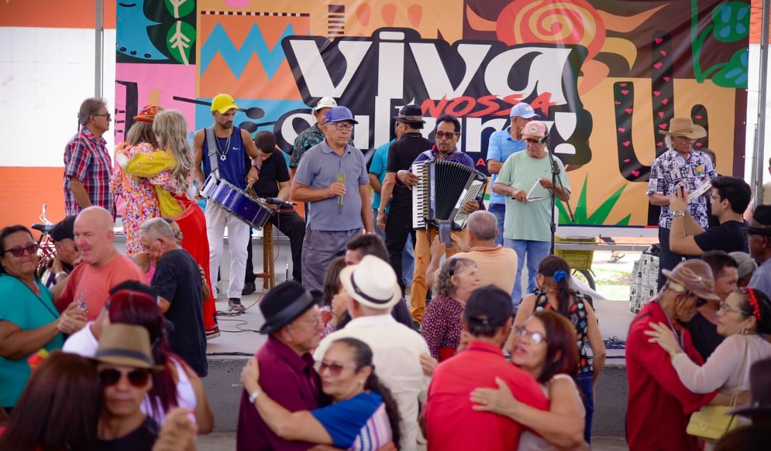 Com muito forró, Cultura na Praça celebra artistas da terra na última edição do ano