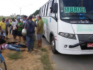 Policial à paisana reage a assalto em ônibus e mata três criminosos