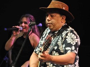 Cantor de banda de forró sofre grave acidente na Bahia