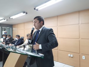 Rogério Nezinho tem indicações para facilitar vida de pessoas com deficiência aprovadas na Câmara