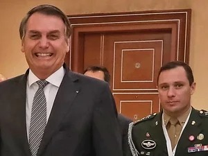 À PF, Cid responde todas as perguntas e reforça que fazia parte do trabalho buscar presentes, dizem fontes