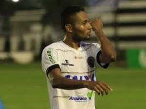 No CSA, lateral esquerdo Rayro será titular frente o Central