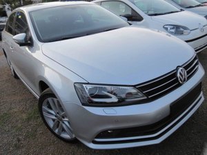 Dois motoristas têm carros roubados no Agreste