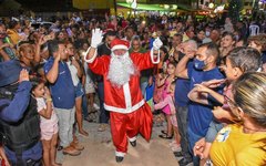 Prefeito Sérgio Lira vestiu-se de Papai Noel