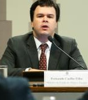 Ministro de Minas e Energia deixa PSB para votar a favor de Temer na Câmara