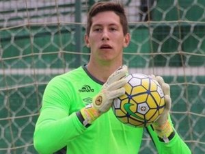 'Minha vida vale mais do que perder a perna', disse goleiro Follmann aos médicos