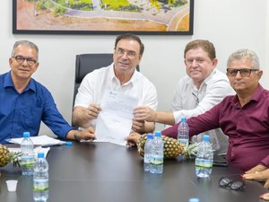 Prefeitura de Arapiraca firma convênios com associações e anuncia R$ 1,5 milhão para o PAA