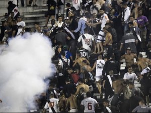 Após confusão e morte de torcedor, MP do Rio vai pedir interdição de São Januário