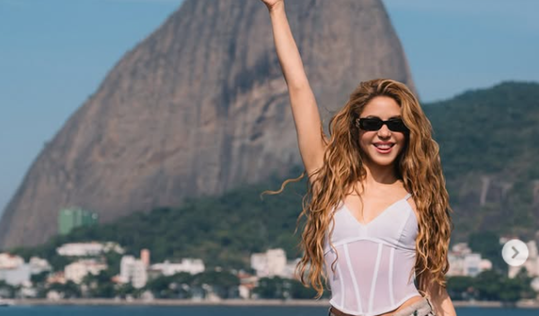 Shakira desembarca no Rio para show gratuito em Copacabana neste sábado