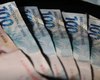 Mais de 141 mil ainda não sacaram abono salarial; veja como consultar