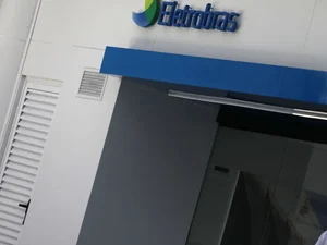 Ministro do TCU diz que pedirá vista e deve travar privatização da Eletrobras