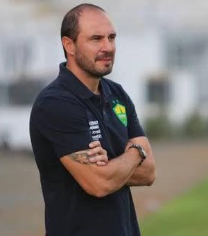 Alan Aal é o novo técnico do CRB