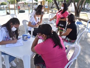 Maceió Rosa: Prefeitura promove ações de prevenção no Feitosa