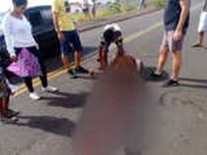 Homem é espancado após ter urinado no meio da rua