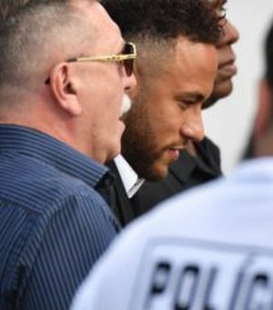 Neymar desabafa sobre caso Najila: 'Não vou dizer que estou feliz, mas aliviado'