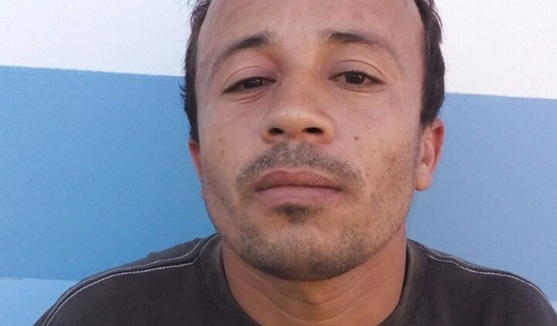 Suspeito é preso após tentar assassinar homem com golpes de faca peixeira