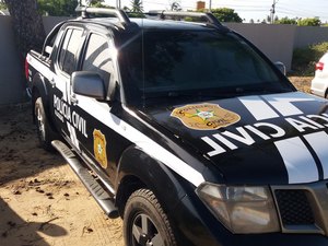 Polícia Civil prende mulher que cometeu homicídios em Marechal Deodoro e estava foragida