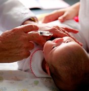 Abastecimento de vacinas se normalizará em 2017, diz Ministério da Saúde