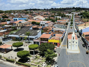 MPAL questiona contrato de R$ 450 mil para palestra em Feira Grande e pede ressarcimento