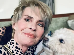 Quem era Annabel Schofield, atriz que morreu após luta contra câncer