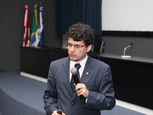 MPE adota medidas em caso de promotor que atirou dentro de condomínio
