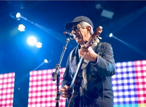 Fagner diz que foi criticado por se dedicar à música popular