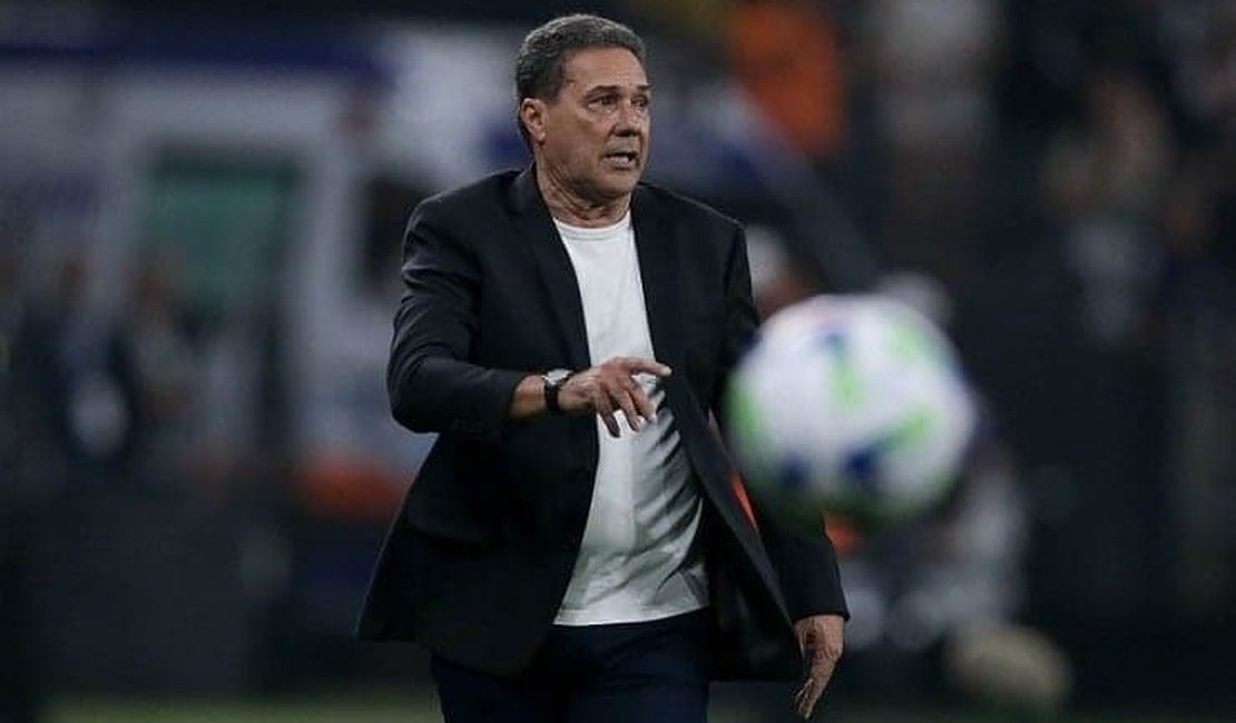 Luxa revela onde o Corinthians conquistou a classificação na Sul-Americana e afirma: ‘Você nunca espera jogo bonito em Copa’