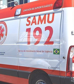 Mulher fica ferida após colisão de carro e moto em Porto Calvo