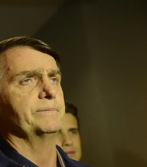 Bolsonaro é preso preventivamente pela PF por ordem de Moraes