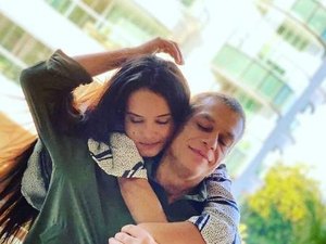 Fábio Assunção celebra a vida ao lado da esposa, Ana Verena: 'Maravilhosa'