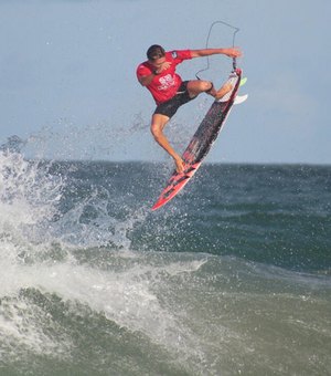 Com apoio do Governo de Alagoas, praia do Francês recebe Campeonato Alagoano e Taça Brasil de Surf