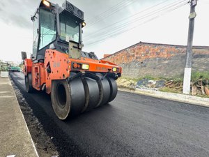 Bairro Cidade Universitária tem mais 20 ruas pavimentadas