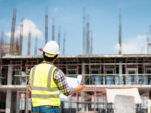 Na construção civil, 88% das obras se mantêm em andamento