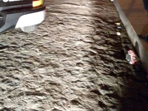 Vítima reage a assalto e suspeitos acabam baleados na parte alta de Maceió