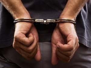 Populares detém suspeito de assaltar drogaria em Arapiraca