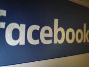 Brasileiros que tiveram dados roubados começam a receber aviso do Facebook