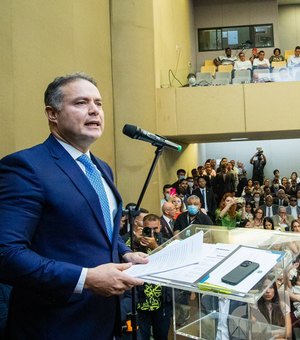 Durante diplomação, Renan Filho diz que resultado das urnas restaurou a democracia e pediu união dos eleitos para reconstruir o país
