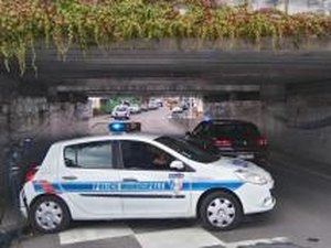 Padre é morto em novo ataque no Norte da França