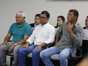 Com vigília do MST, julgamento de acusados de morte de liderança em Craíbas começa em Maceió