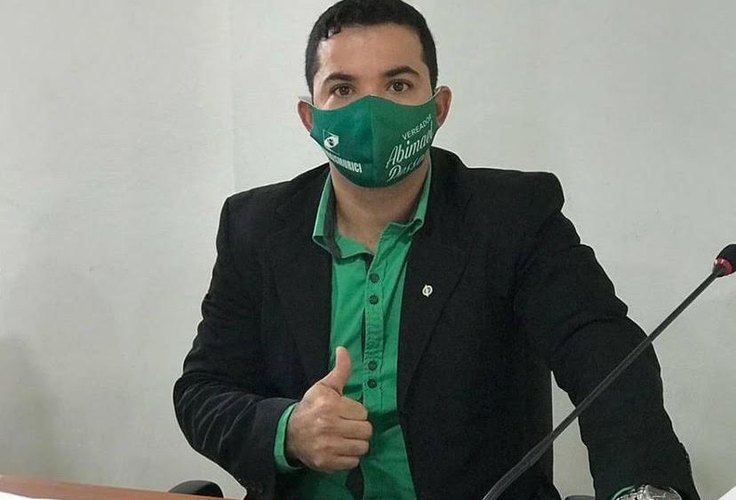 Agente de saúde diz que vereador por Murici “não serve nem para ser blogueirinho”