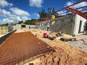 Obras de creche avançam em Matriz de Camaragibe