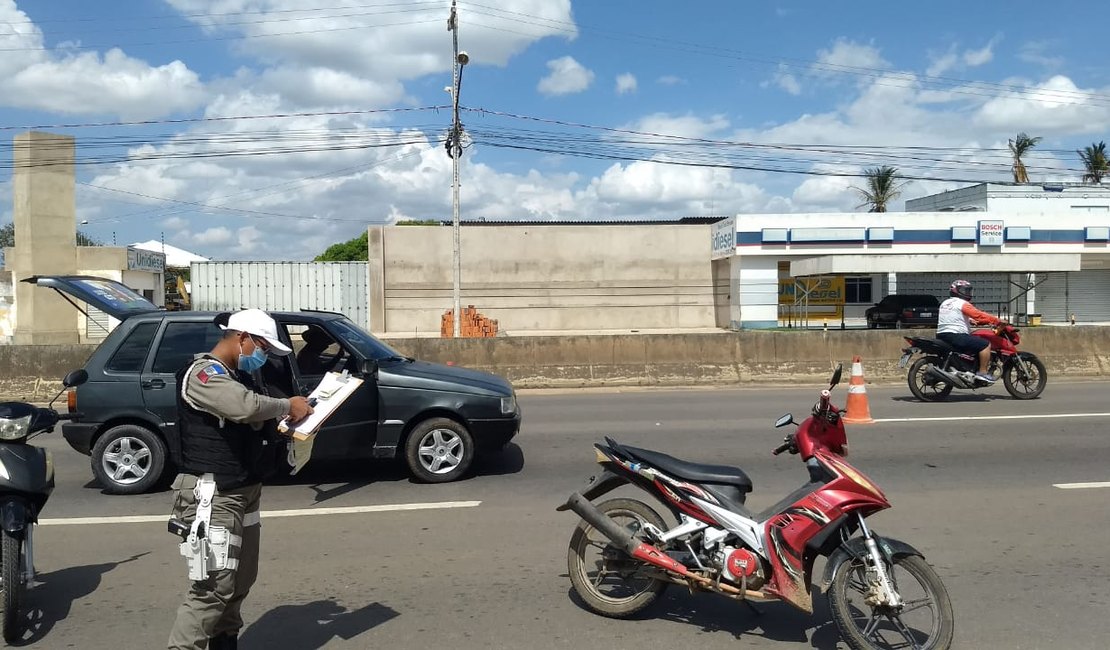 BPRv realiza operação “Álcool Zero”  em Arapiraca