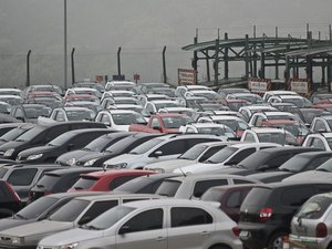 Saiba como calcular o desconto do carro popular