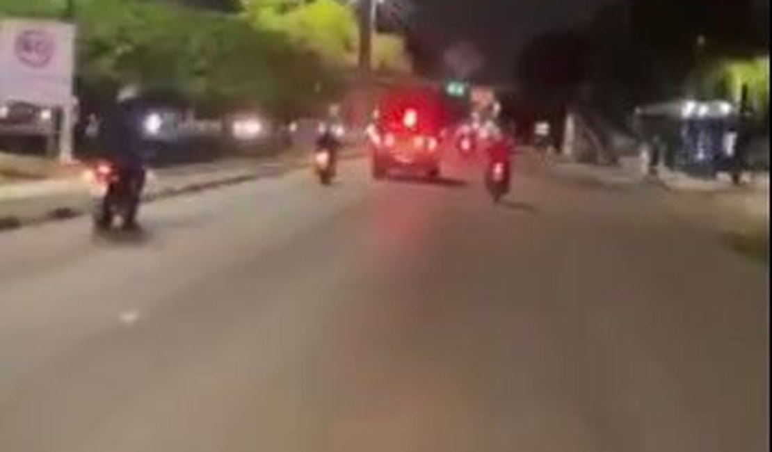 Viatura do DMTT derruba motocicleta durante escolta para o G20 em Maceió