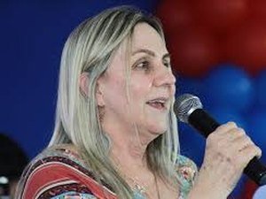 Silvana é reeleita prefeita de Flexeiras com 72,59% dos votos válidos