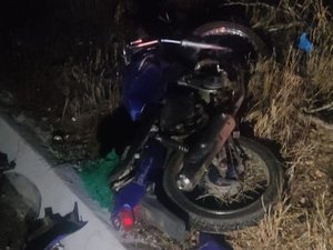 Acidentes envolvendo carro e moto deixa uma vítima fatal em Delmiro Gouveia