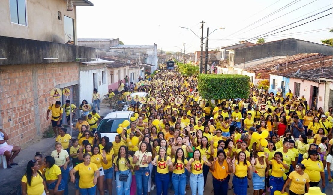 Márcia Cavalcante lidera caminhada com milhares de mulheres em São Luís do Quitunde