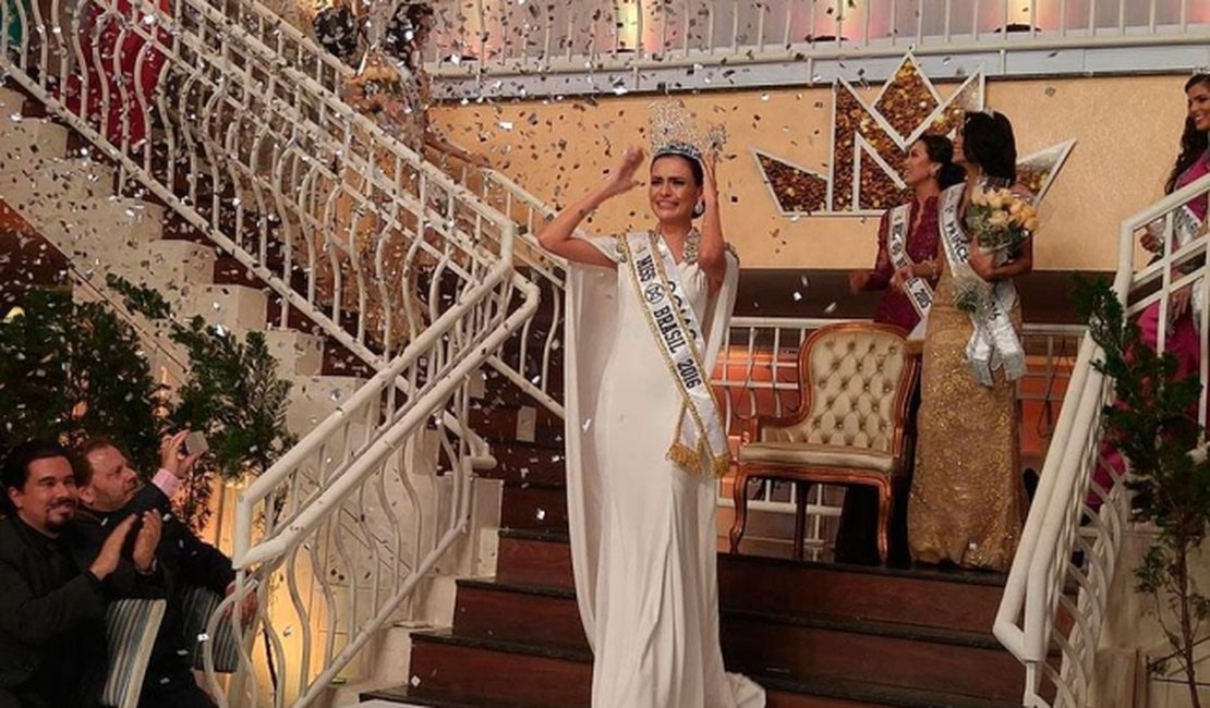 Miss Goiás, Beatrice Fontoura, é eleita Miss Mundo Brasil 2016