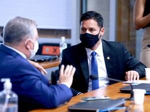 Com volta do auxílio, Rodrigo Cunha quer que Caixa tenha cuidados extras